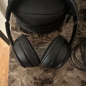 Beats Solo wireless 3